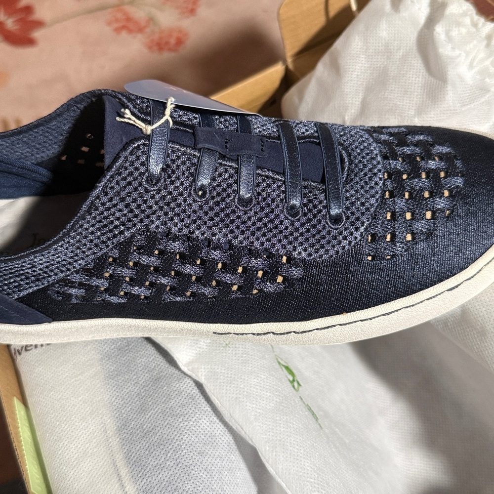 Jambu Women's Navy Blue Casual Sneakers with Memory Foam Size 8